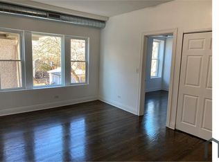 5946 W Race Ave #1E, Chicago, IL 60644