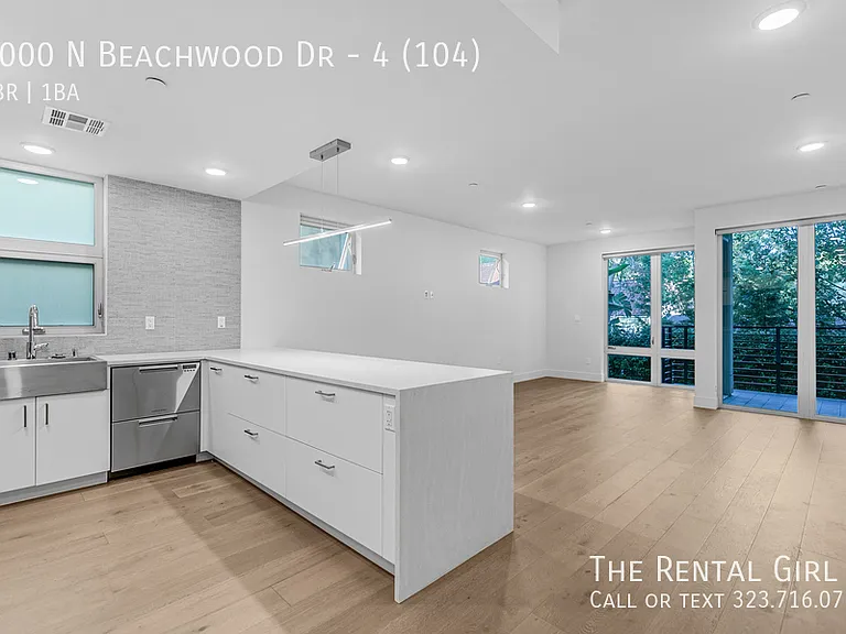 2000 N Beachwood Dr #4-104 — Photo 3