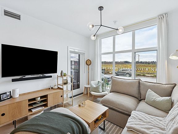 5th image of 320 Ridge St #101