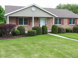 720 Karen Dr, Hollsopple, PA 15935