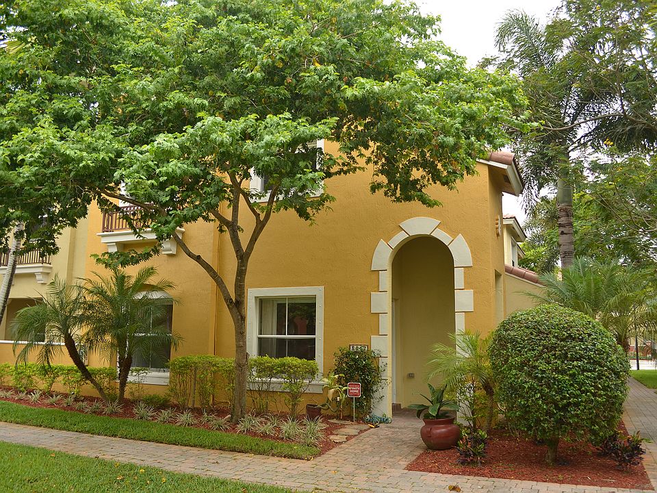 1st image of 3417 Merrick Ct
