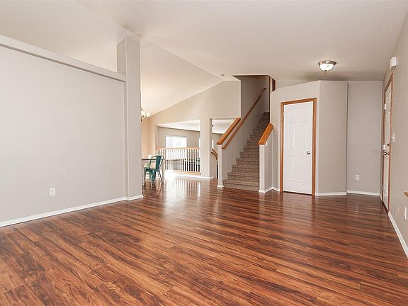 5th image of 5006 Catalonia Dr