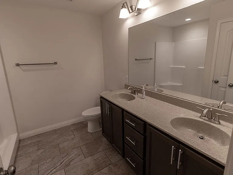 2807 Amberwood Ct — Photo 17