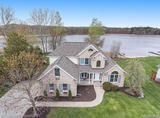 16516 W Horseshoe Trl, Linden, MI 48451