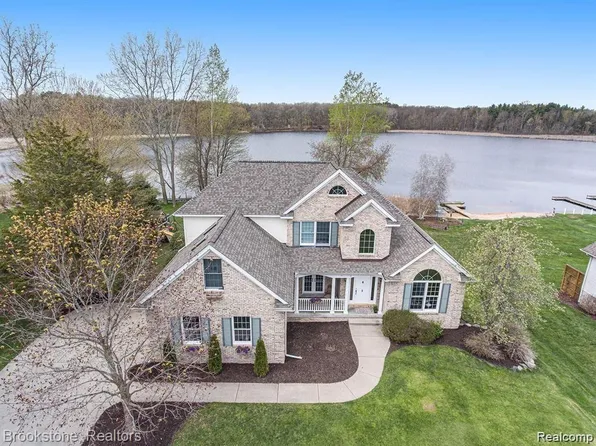16516 W Horseshoe Trl, Linden, MI 48451
