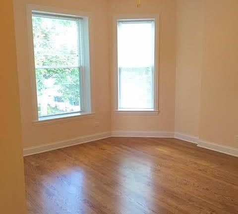 2nd image of 6216 N Lakewood Ave #2N