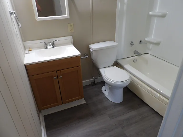 400 Noel Ave — Photo 18