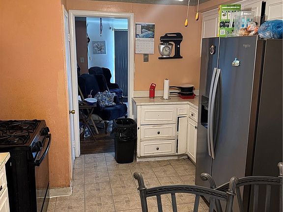 4th image of 747 Babbitt Rd