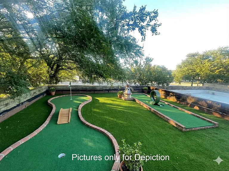 4560 Bellaire Blvd — Photo 7