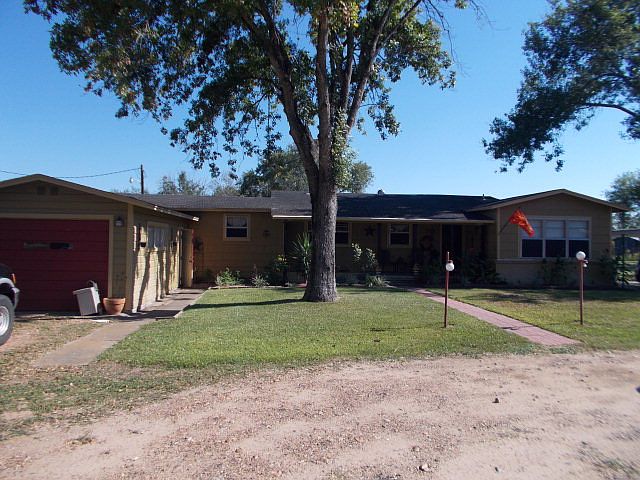 1st image of 381 Bambi Dr