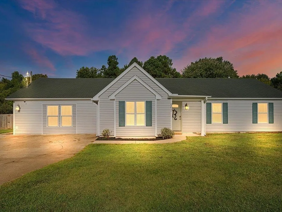 295 Shannon Ln