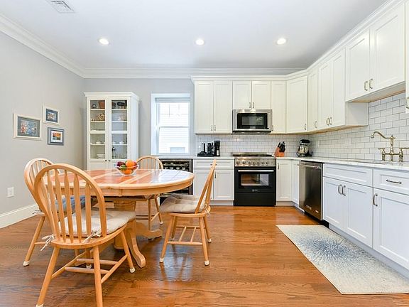 3rd image of 248 Amory St #2