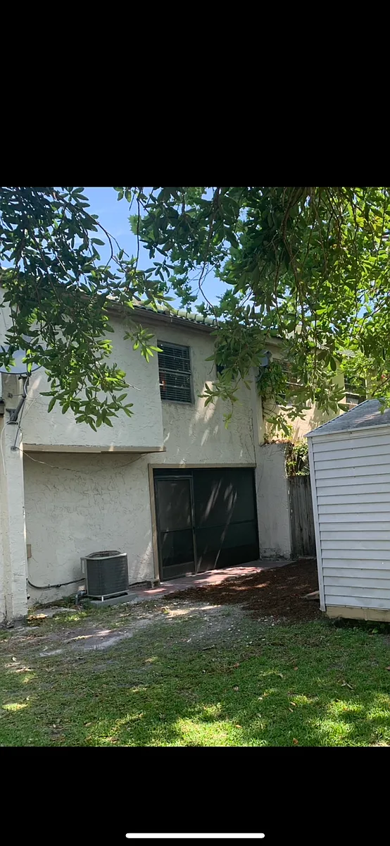 Building Photo - 480 Sand Lime Rd