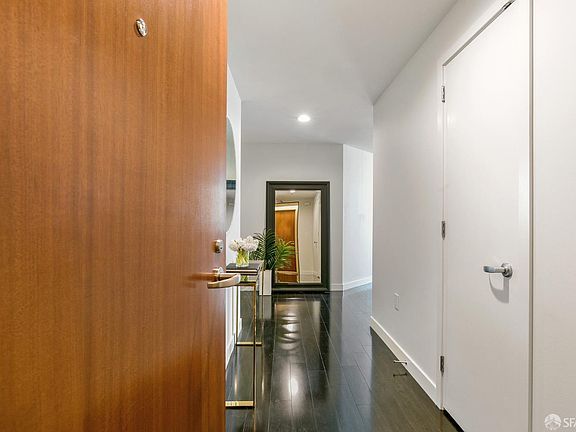 2nd image of 338 Spear St Unit 6D
