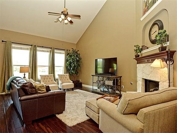 4th image of 8000 Alophia Dr
