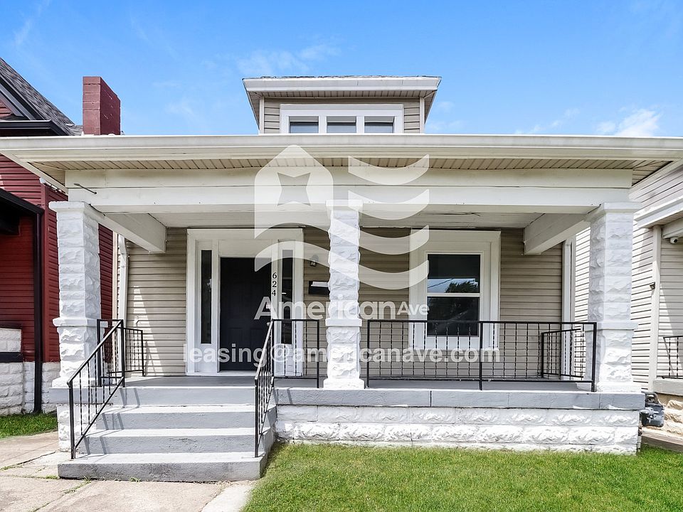 1084371_001_front_view_1.jpg