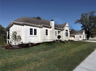 7218 Allman Dr, Shawnee, KS 66217