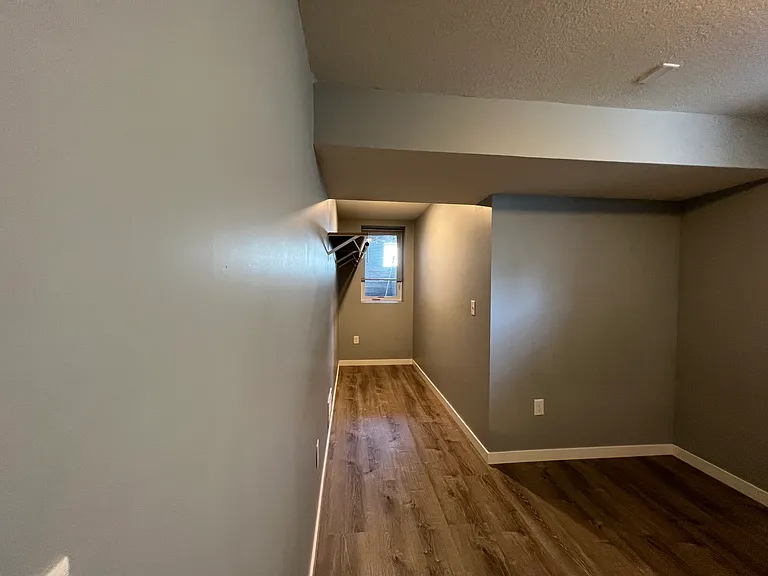 Basement Bedroom $ 5 $625 . 8.8' X 9.7' open walk in closet 3.9' X 9.7'