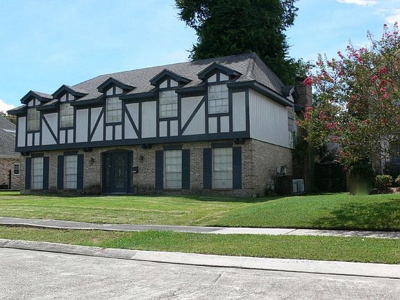 2nd image of 3631 White Oak Ave