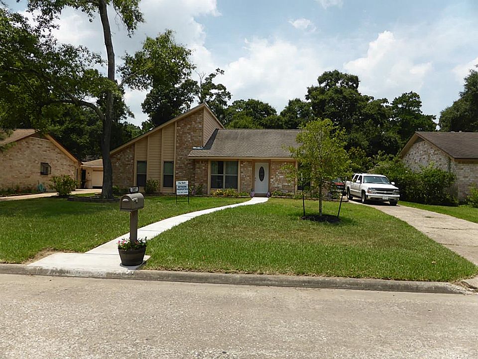 1st image of 3007 Brookdale Dr