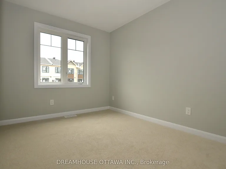326 Gisborne Pl — Photo 16