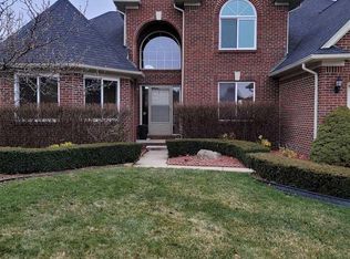 47989 Sandy Ridge Dr, Macomb, MI 48044