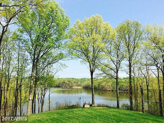 Spring time on the South River