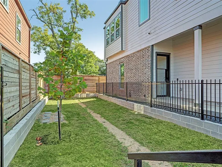 4508 Old Yale St #D — Photo 5