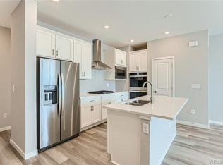 362 N Geneva St, Aurora, CO 80010