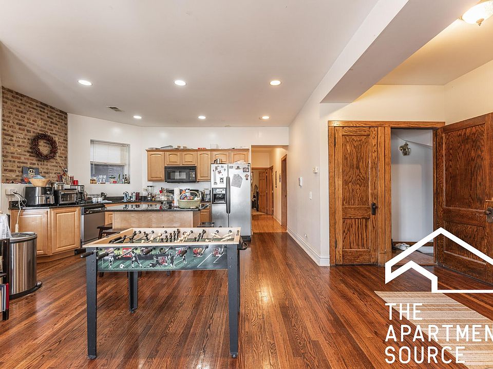 1st image of 1010 N Kedzie Ave #1R