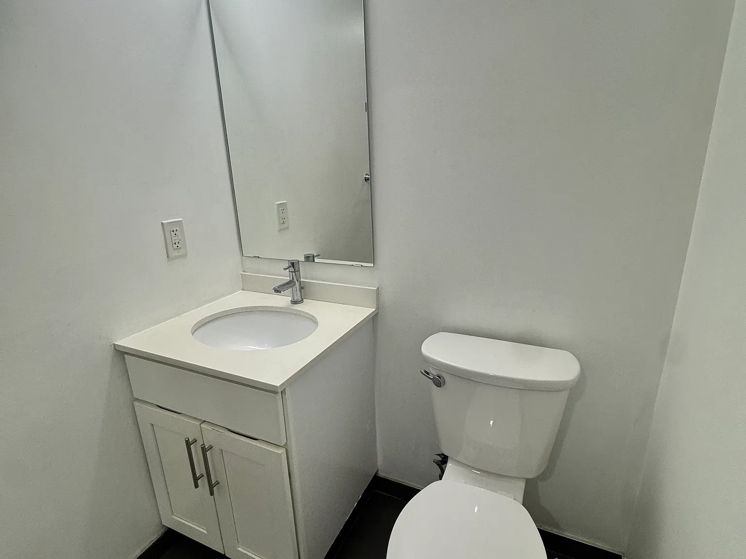 2 bed, $3,000 — Photo 2