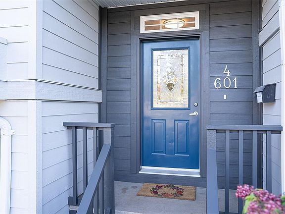 4th image of 601 Nelson St #4