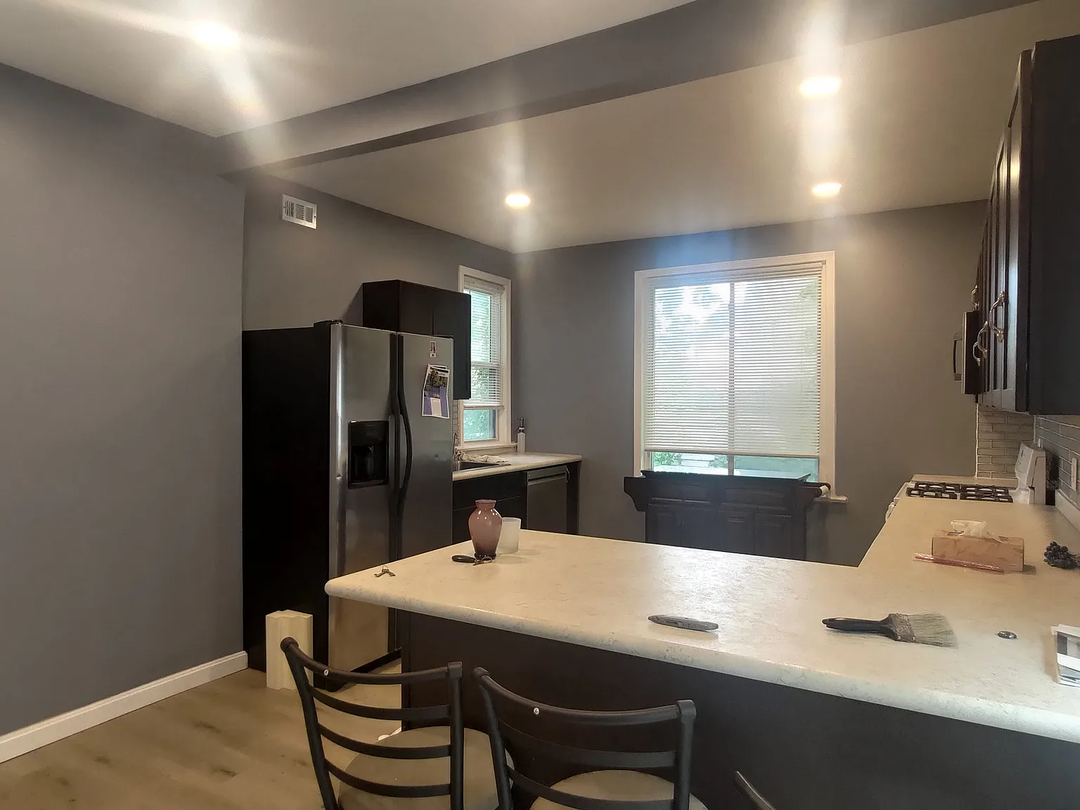 6 bed, 2485 sqft, $2,000 — Photo 4