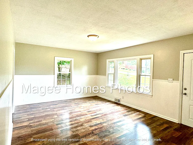 29 Salem Rd — Photo 4