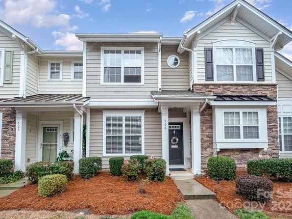 706 Cherryfield Pl, Rock Hill, SC 29732