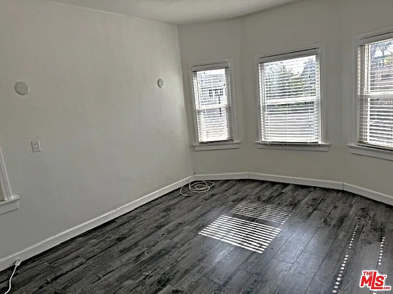 1406 2nd Ave #1/2 — Photo 4