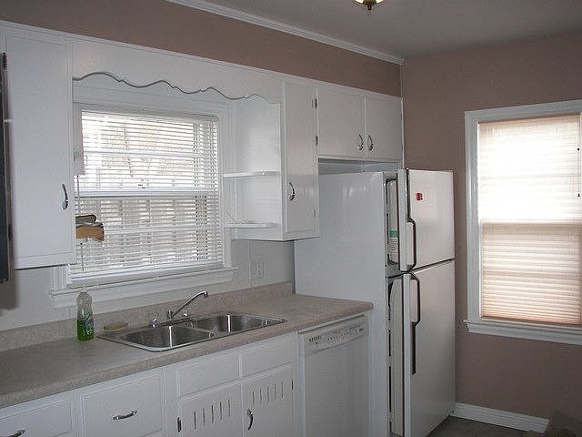 2nd image of 731 Franklin St