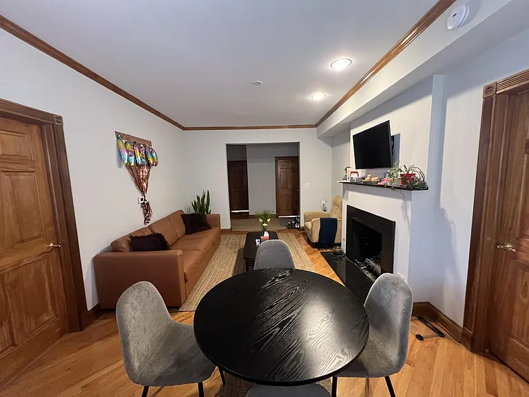 5313 S Harper Ave #2 — Photo 6