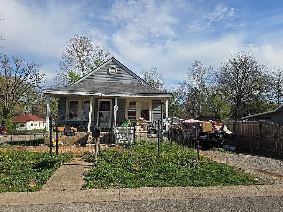 1st image of 489 Miller St