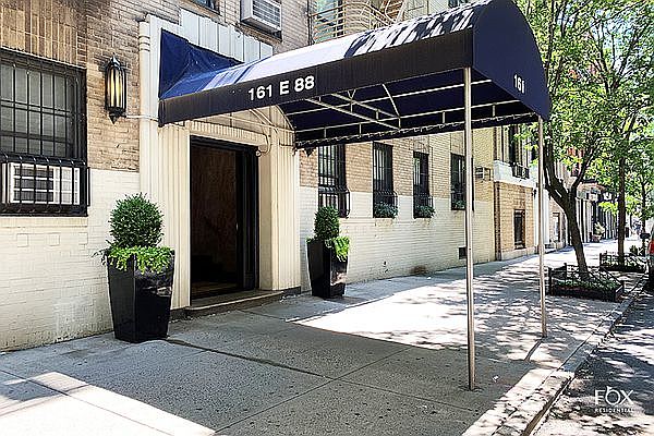 1st image of 161 E 88th St #L1
