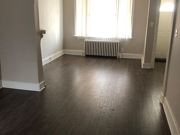 5th image of 2081 Kingston St #House
