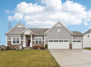 2039 Shasta Ave, Grafton, WI 53024