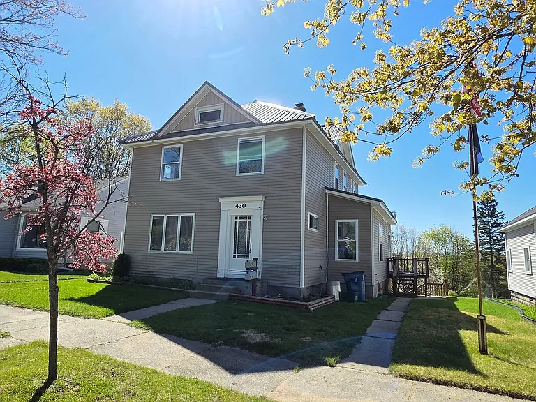 430 E Bremer St #2 — Photo 18