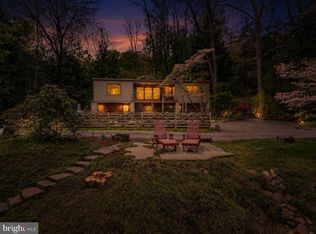 3 Bridge 5 Ln, Pipersville, PA 18947