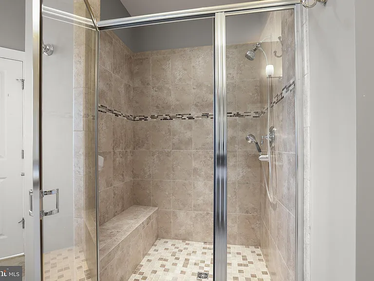 11426 Ellington St — Photo 34