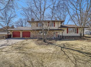 8549 75th St S, Cottage Grove, MN 55016