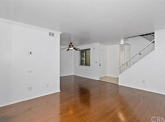 5th image of 830 Endicott Dr