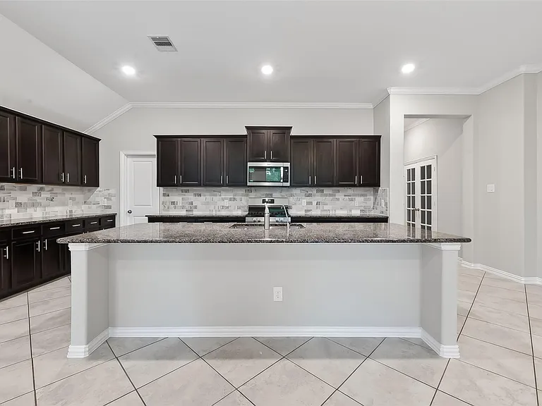 134 S Bearkat Ct — Photo 15