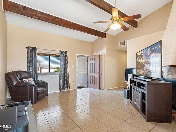 5th image of 3511 E Willow Ave