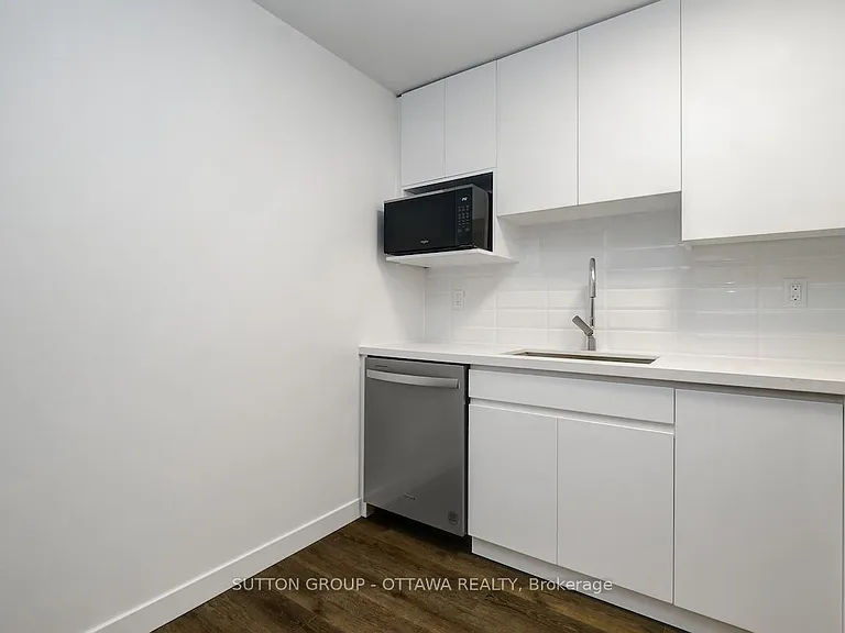 399 Winston Ave #401 — Photo 21